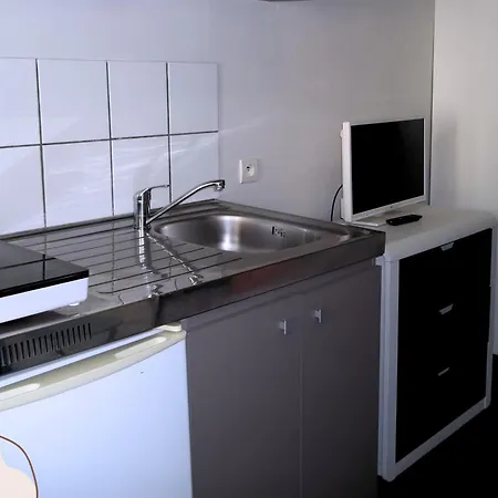 Apartman De Pierre-j *